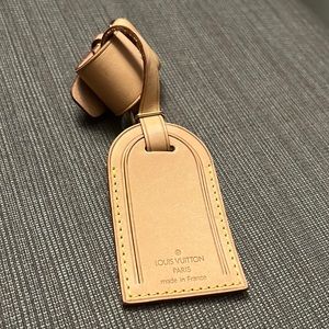 Like New Authentic LV Luggage Tag with band